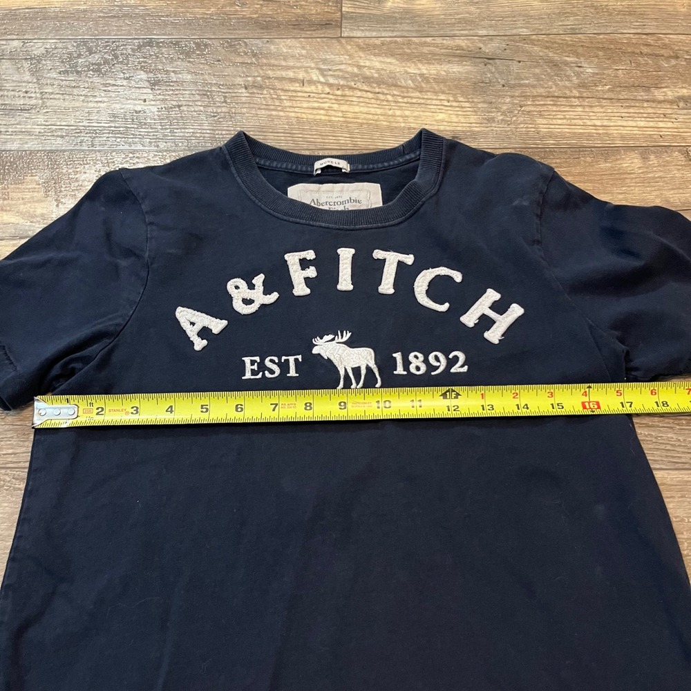Abercrombie & Fitch Womens Muscle Tee Navy Blue Graphic Logo T-Shirt Size M - Picture 3 of 6